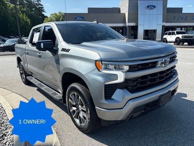 Used 2024 Gray Chevrolet RST image 2