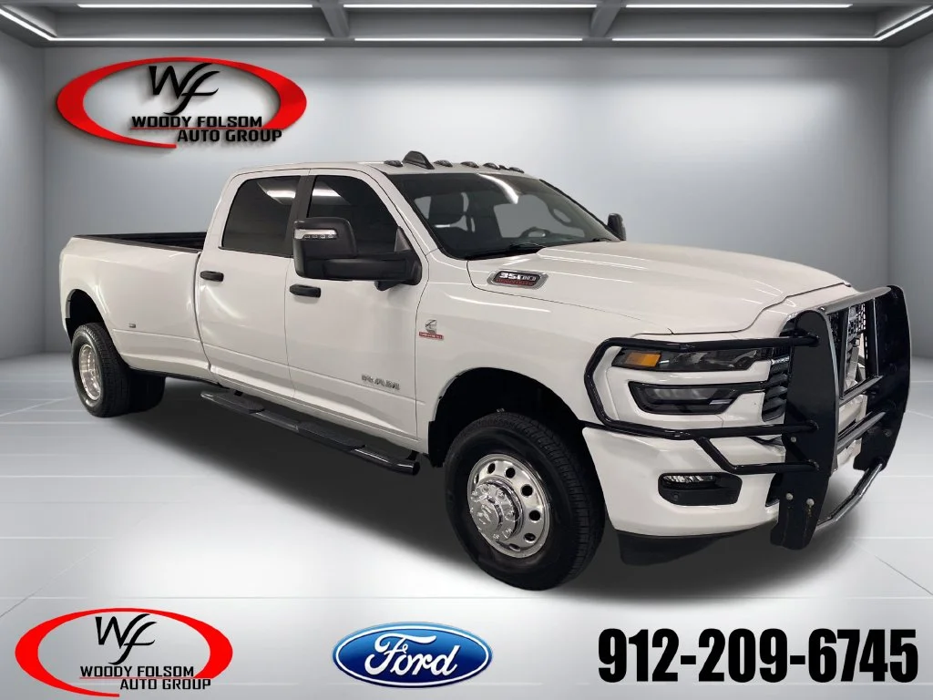 Used 2025 White Ram Big Horn image 1