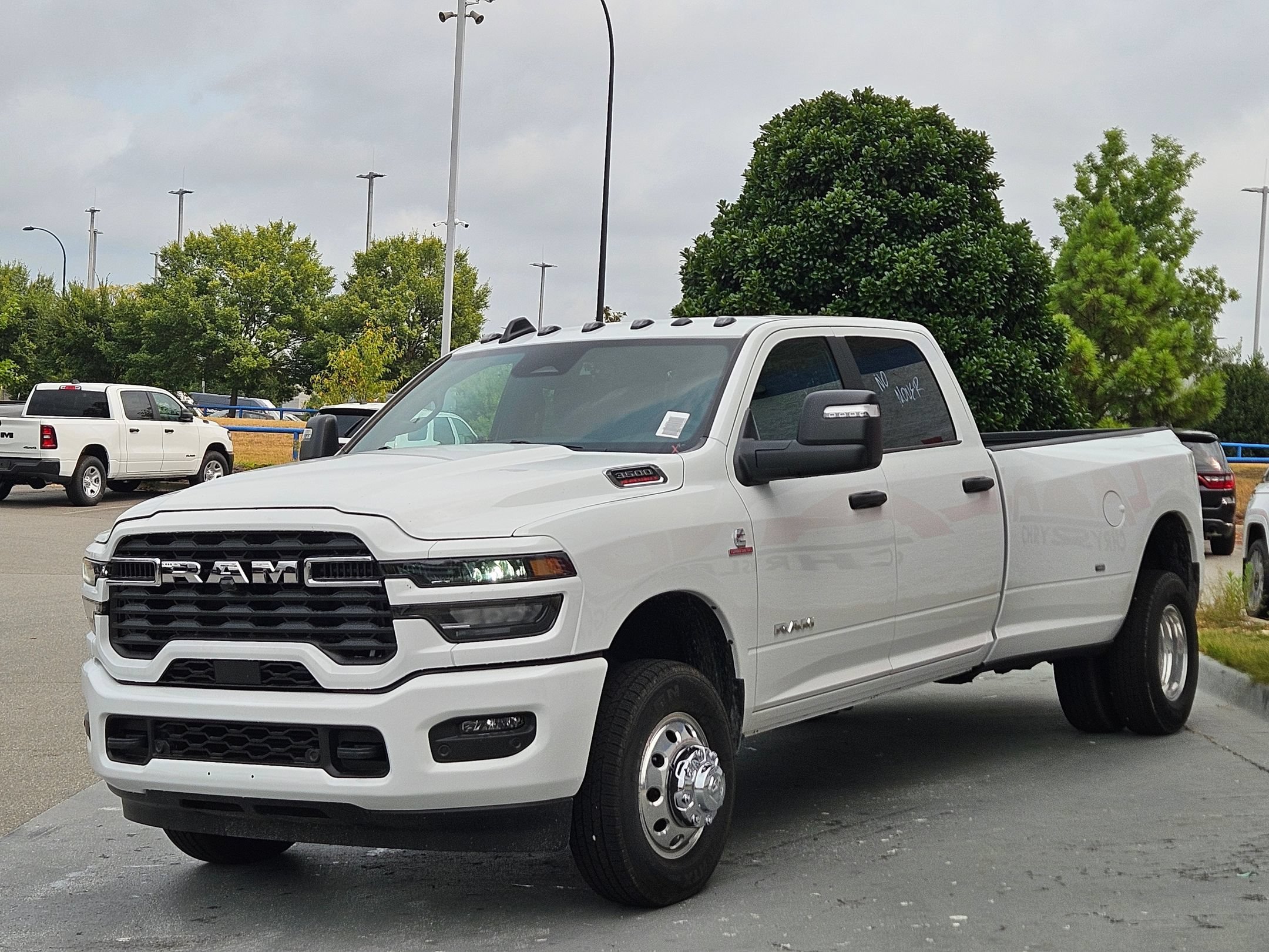 New 2026 Bright White Clear-Coat Exterior Paint RAM Big Horn image 3