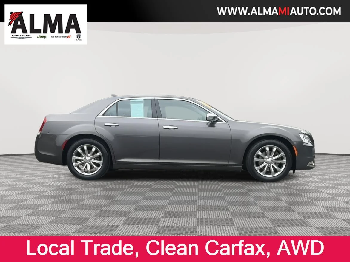 Used 2019 Chrysler 300 Limited with VIN 2C3CCAKG6KH637062 for sale in St. Louis, MI