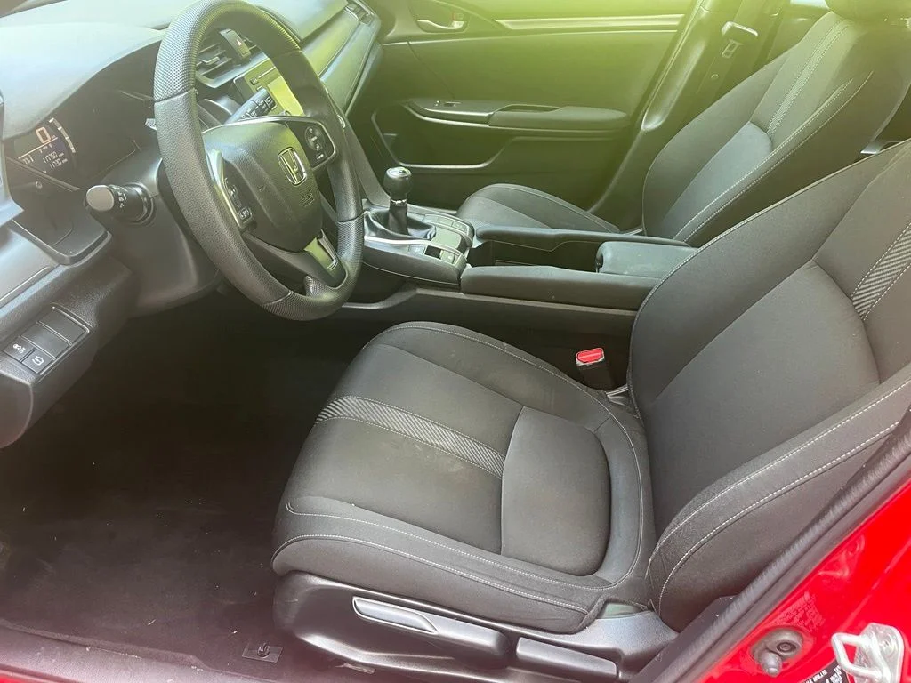 2018 Honda Civic Hatchback LX - Photo 12