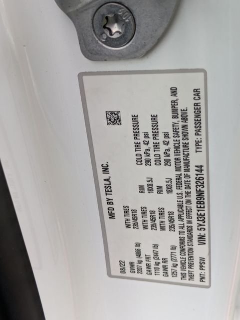 Used 2022 White Tesla Long Range image 27