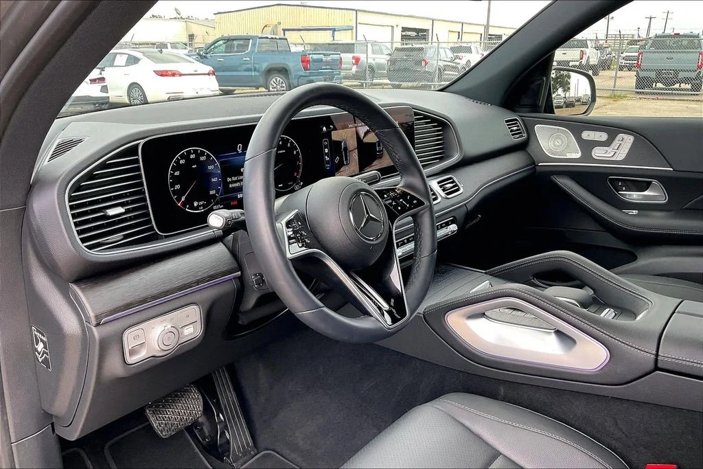 Used 2025 Gray Mercedes-Benz GLE 450 image 14
