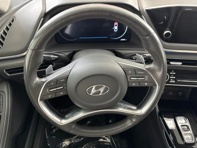 Used 2020 Red Hyundai Limited image 23