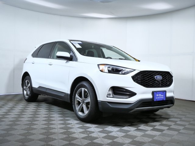 Certified Used 2023 White Ford SEL image 1