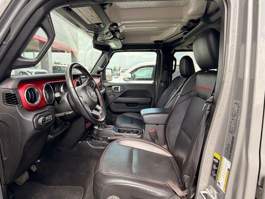 Used 2022 Gray Jeep Rubicon image 3