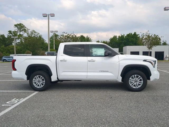 New 2026 Ice Cap Toyota SR5 image 3