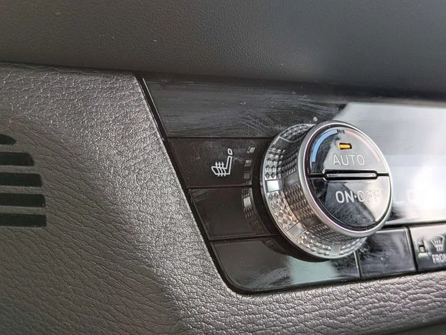 2023 Mitsubishi Outlander Plug-In Hybrid SE - Photo 25