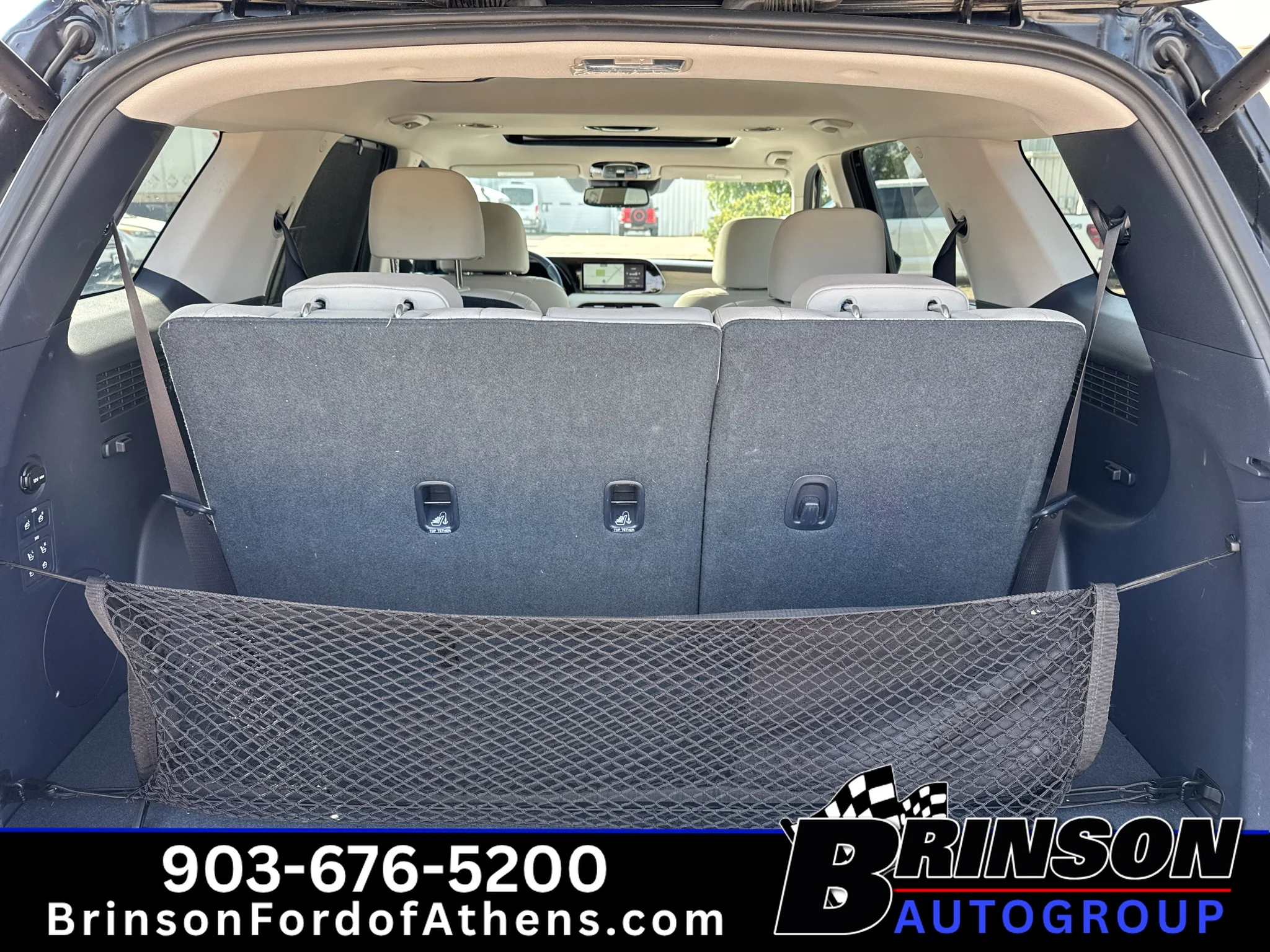 Used 2022 Abyss Black Pearl Hyundai SEL image 9