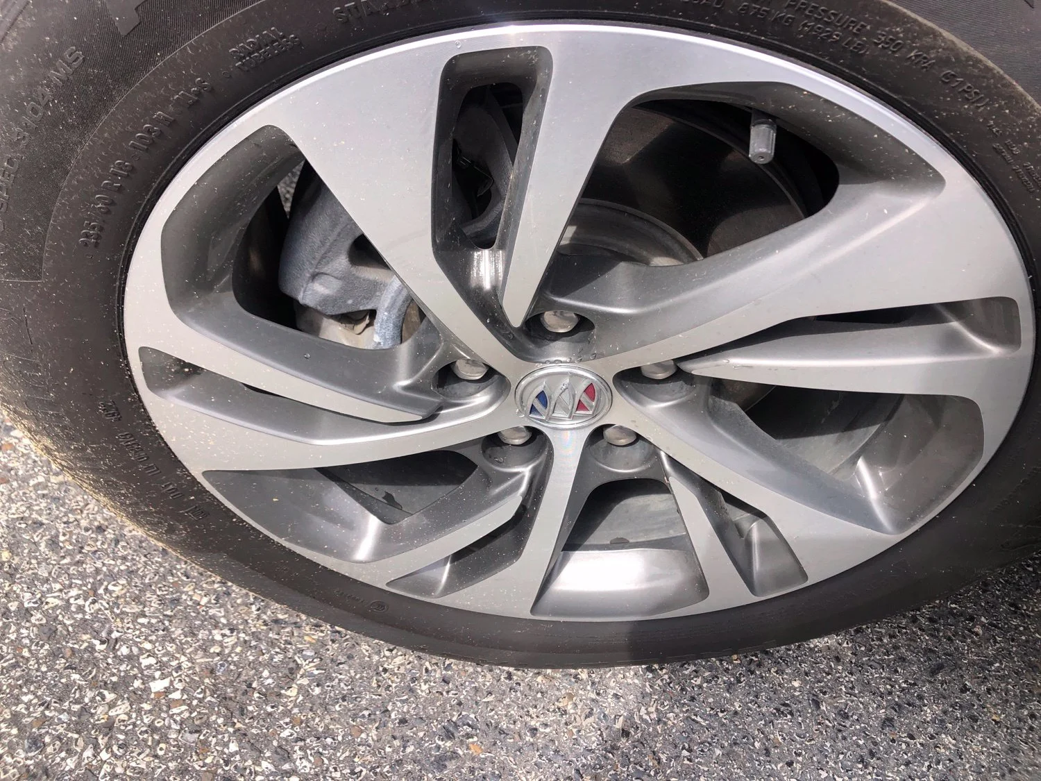 Used 2023 Blue Buick Essence image 8