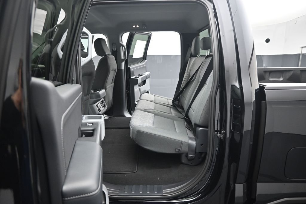 New 2026 Agate Black Metallic Ford XLT image 20