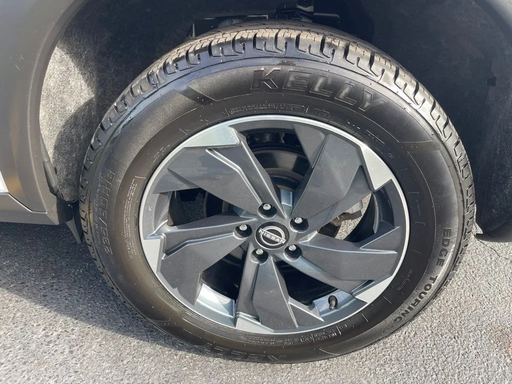 Certified Used 2024 White Nissan SV image 27