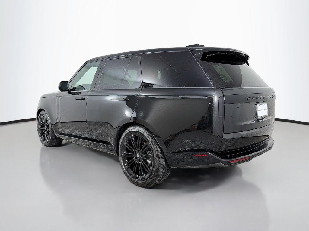 New 2027 Santorini Black Land Rover SE image 7
