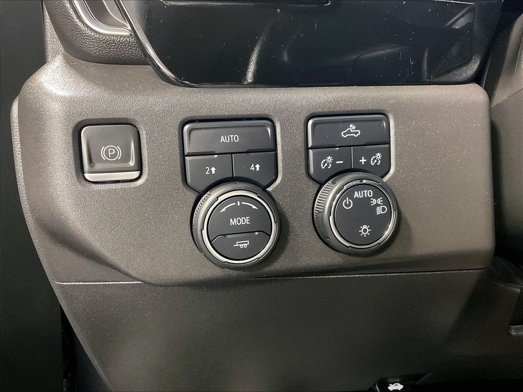 Used 2023 Gray Chevrolet LT image 25