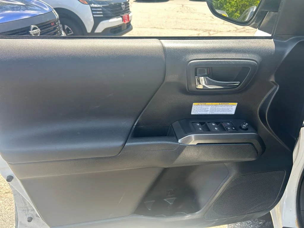 Used 2019 Super White Toyota TRD Off Road V6 image 21