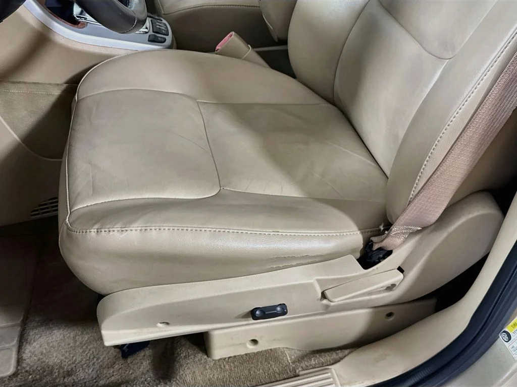 Used 2008 Beige Chevrolet LT image 23