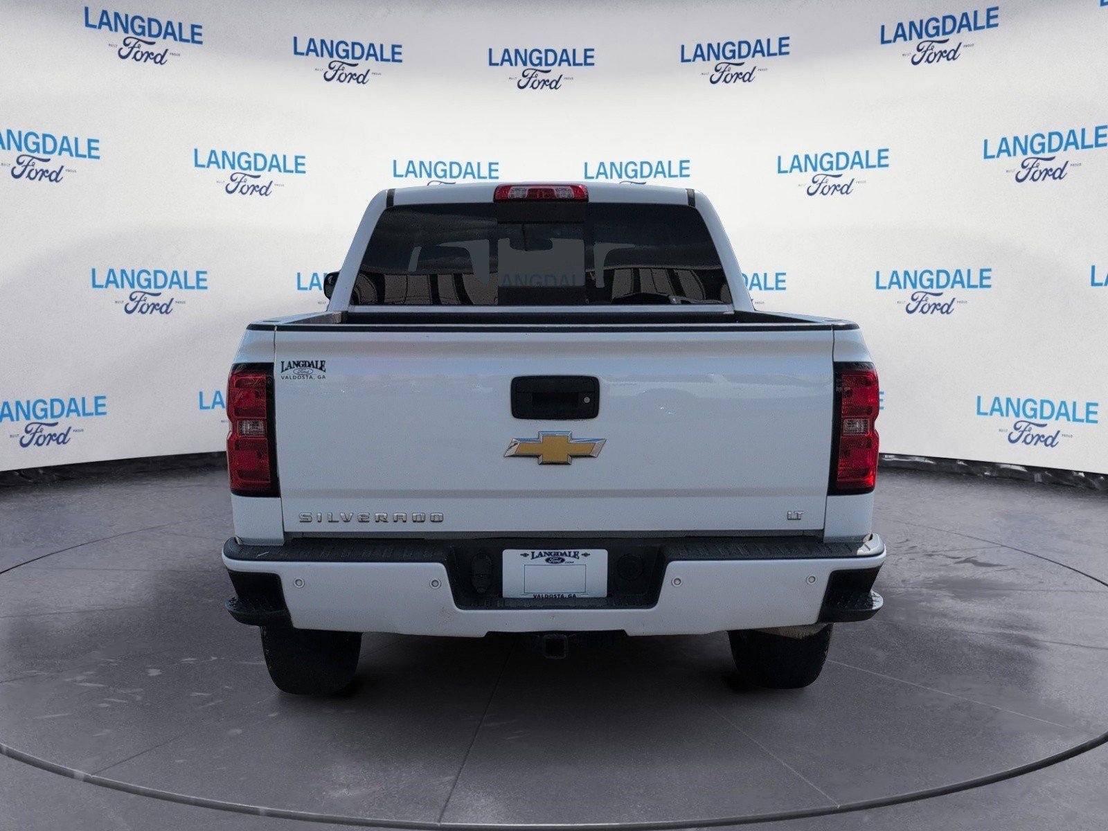 Used 2017 Summit White Chevrolet LT image 8