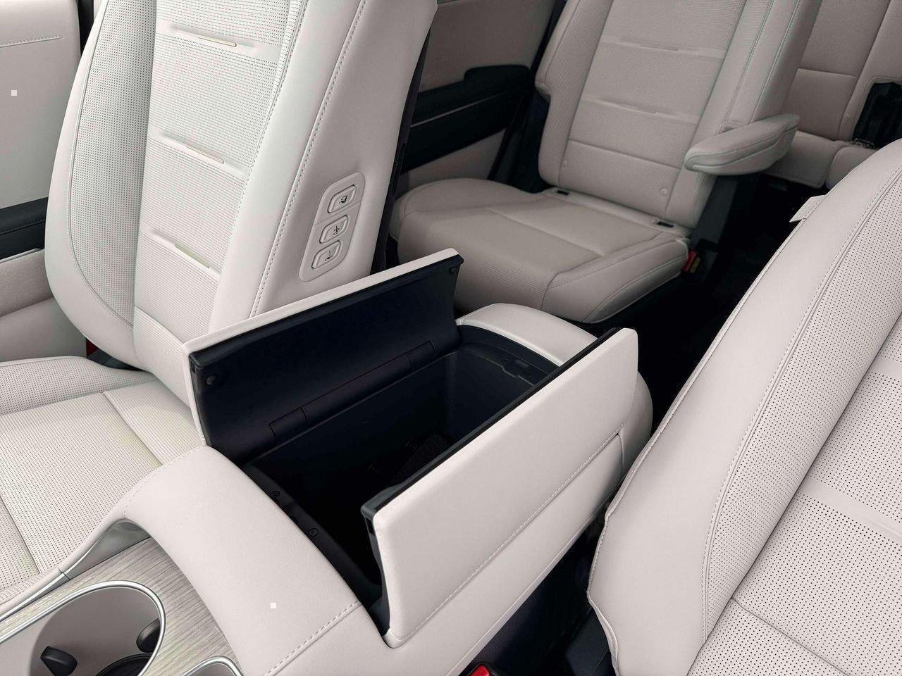 New 2026 Gray Hyundai Calligraphy AWD image 19