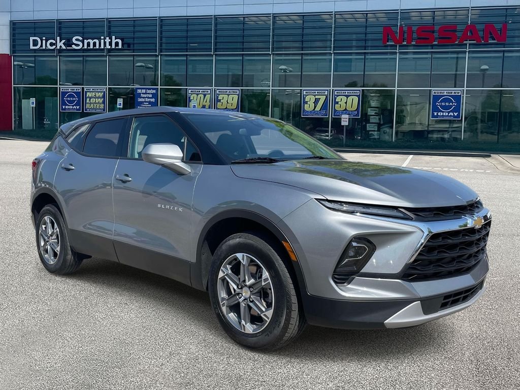 2025 Chevrolet Blazer 2.0T 2LT FWD's photo