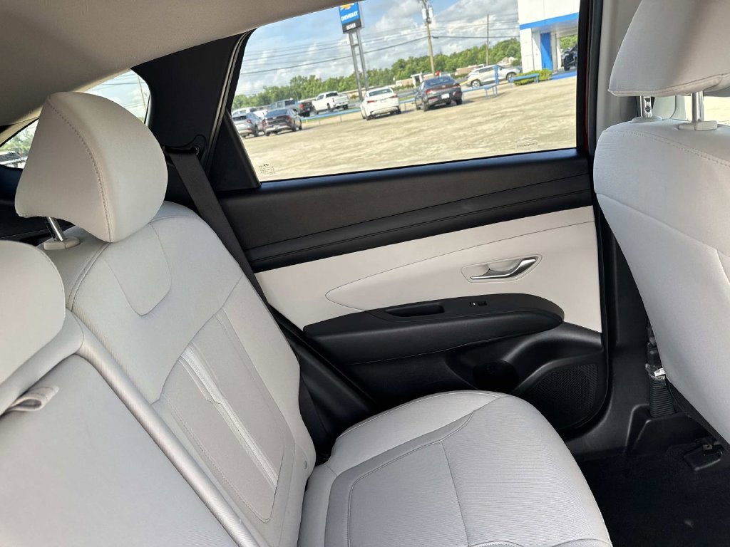 Used 2025 Red Hyundai SEL image 16