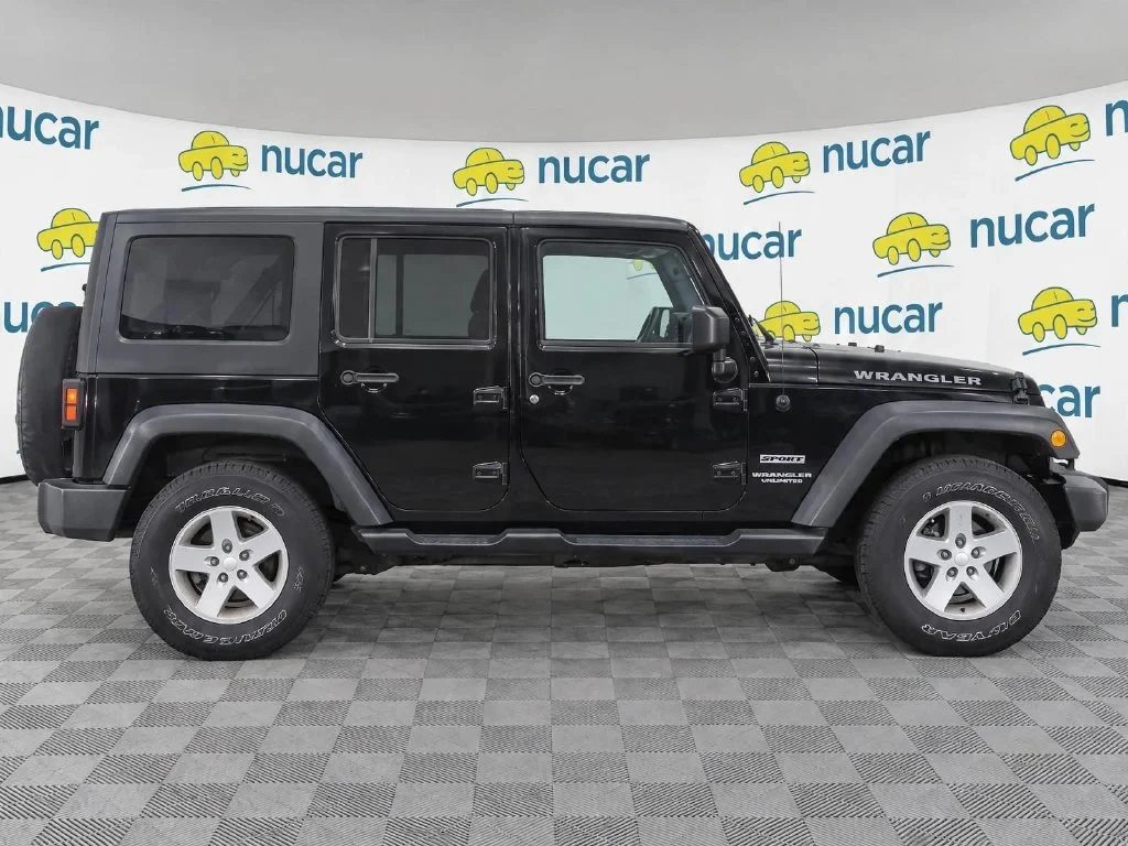 Used 2017 Black Jeep Unlimited Sport image 8