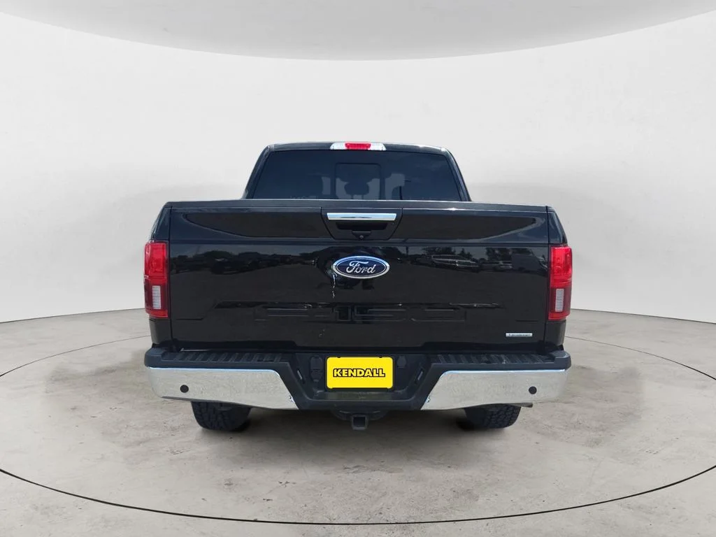 Used 2019 Black Ford Lariat image 10