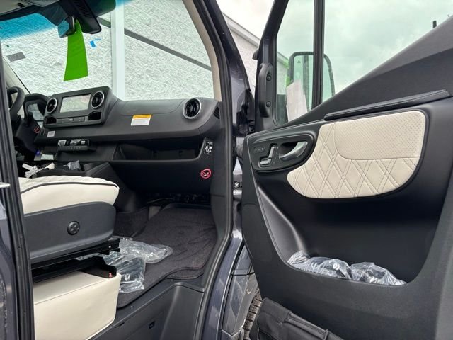 2025 Mercedes-Benz Sprinter Cargo Van Base - Photo 22
