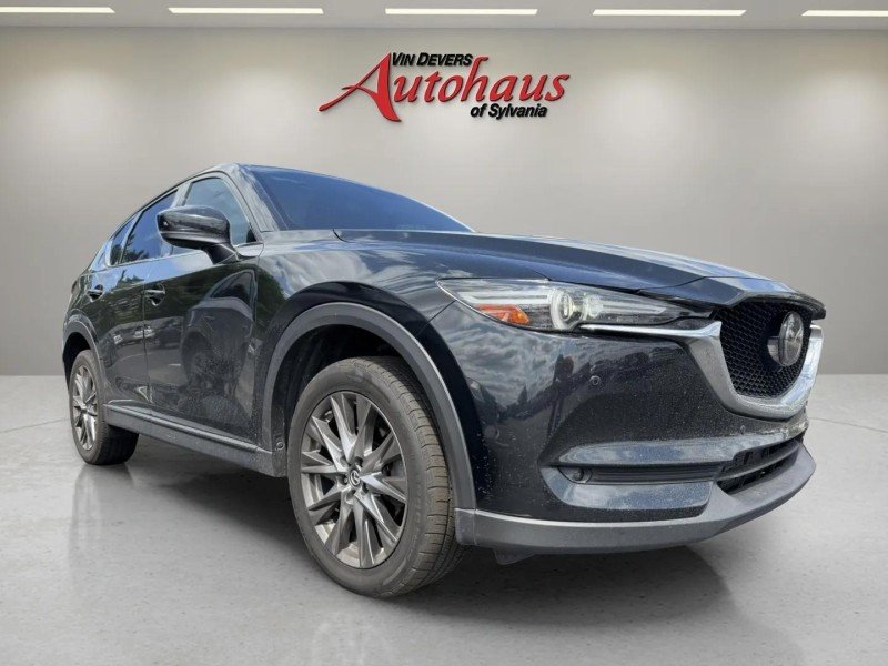 Used 2019  Mazda Signature image 1