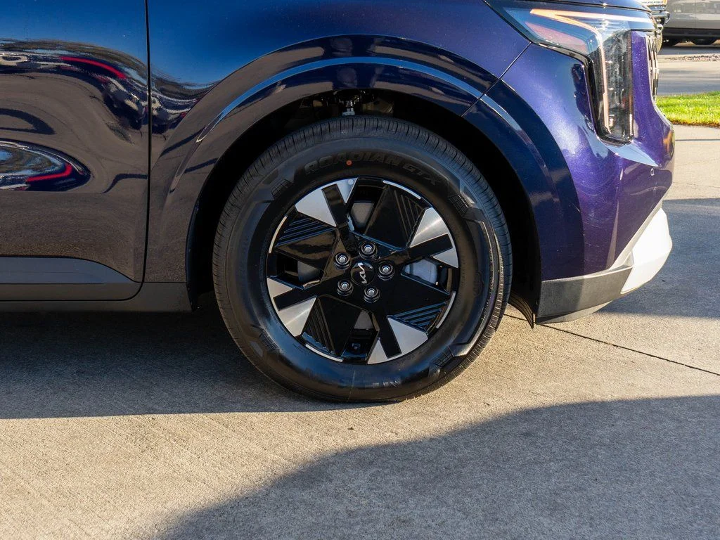 New 2026 Deep Chroma Blue Kia LXS image 33