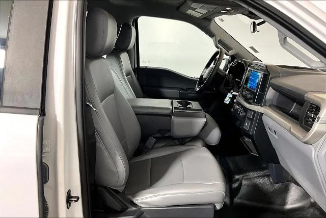 Certified Used 2022 Oxford White Ford XL image 32