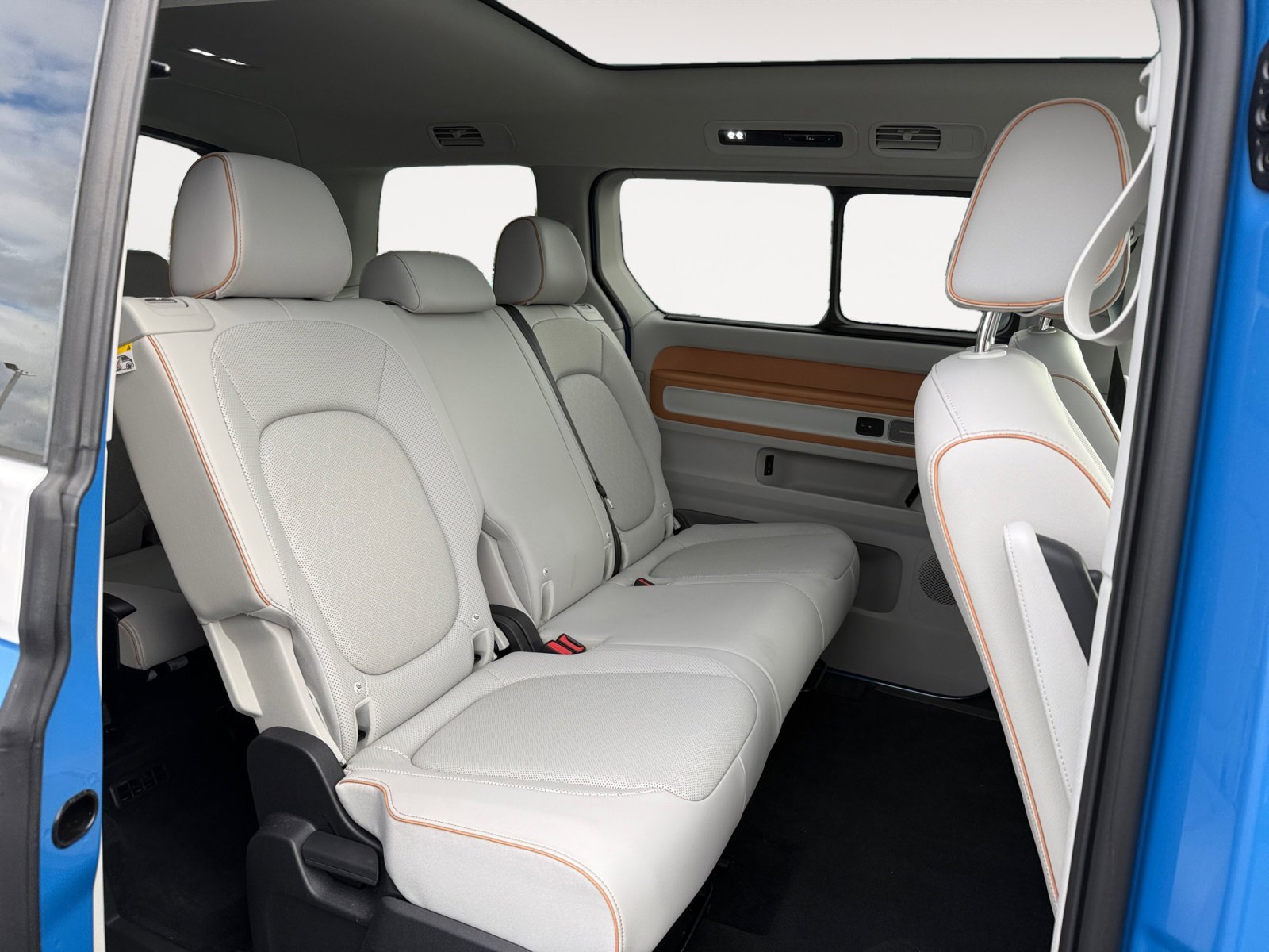 2025 Volkswagen ID. Buzz 1st Edition - Photo 18