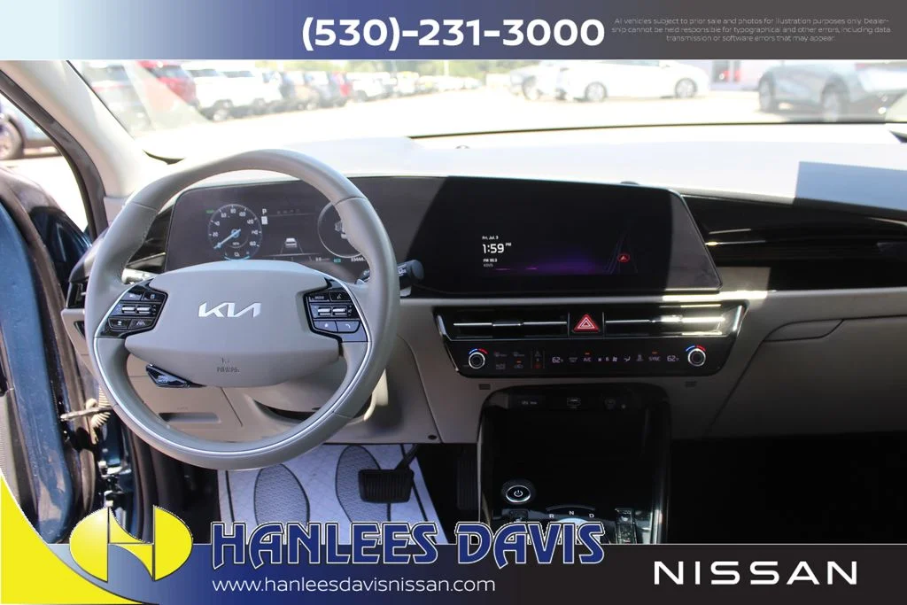 Used 2023 Blue Kia Wind image 18