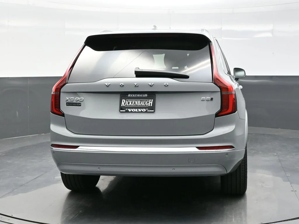 New 2026 Vapour Grey Volvo Core image 6