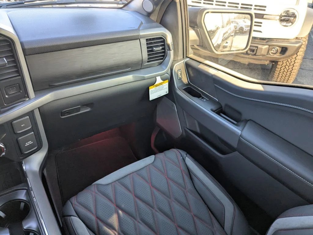 New 2026 Agate Black Metallic Ford XLT image 20