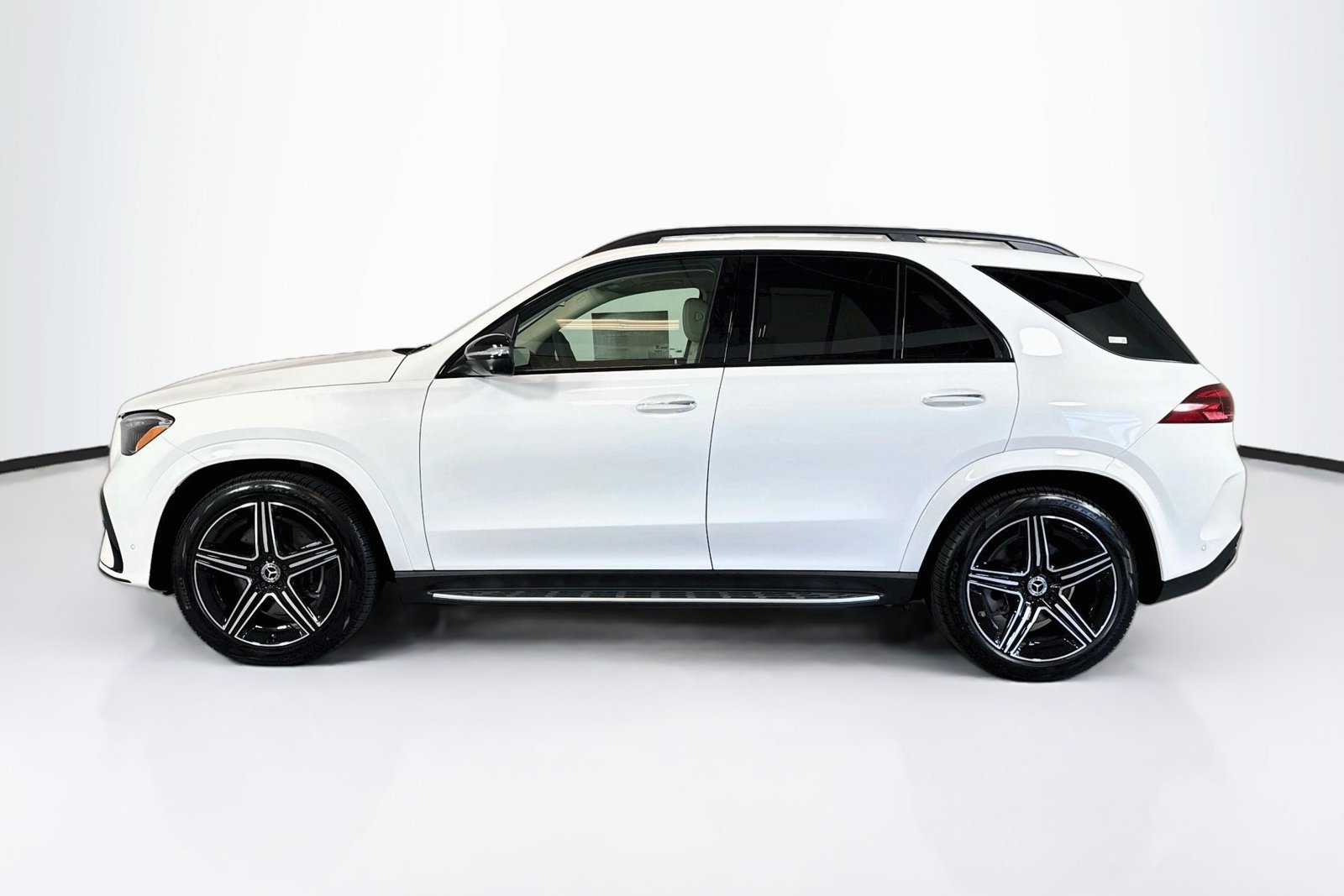 New 2026 Polar White Mercedes-Benz GLE 450 image 8