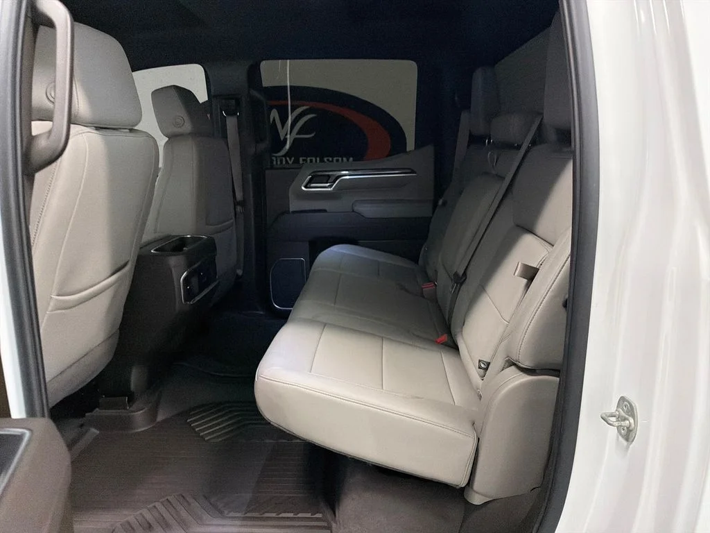 Used 2025 White Chevrolet LTZ image 15