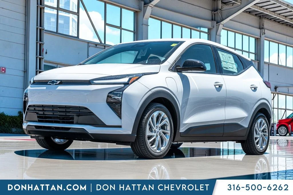 2027 Chevrolet Bolt EV LT Auto's photo