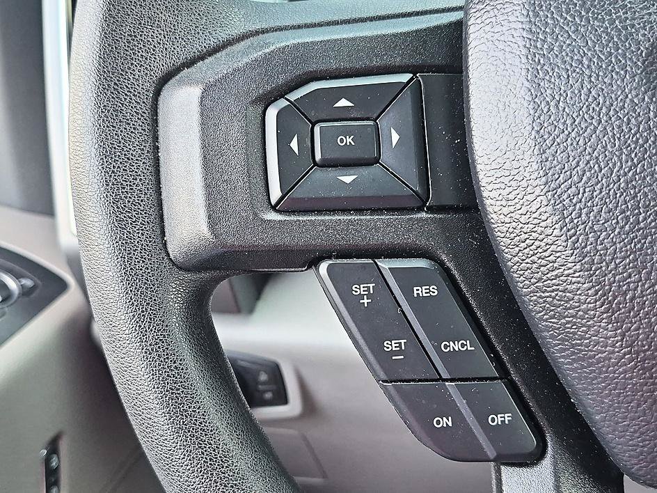Used 2020 Magnetic Ford XLT image 17