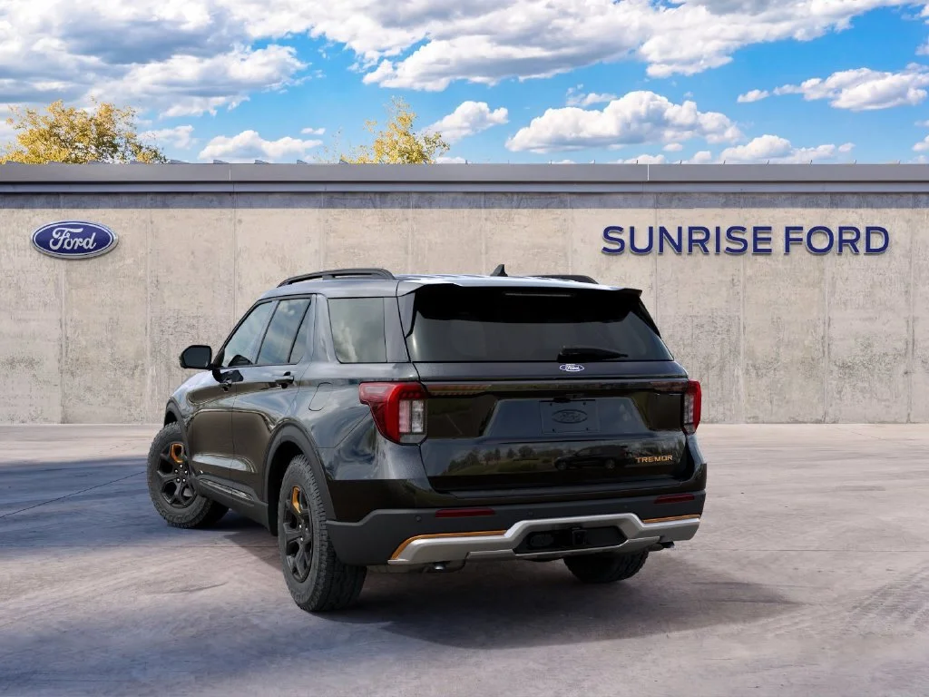 New 2027 Agate Black Metallic Ford Tremor® image 8