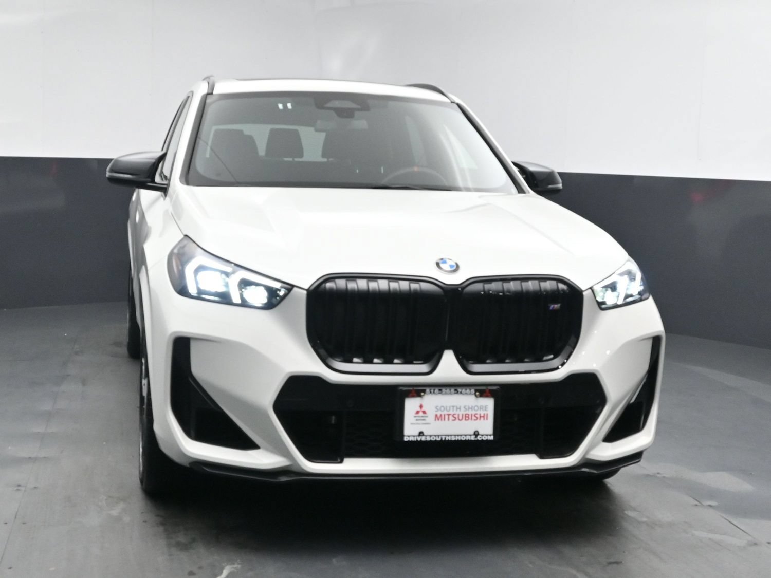 Used 2026 White BMW M35i image 2
