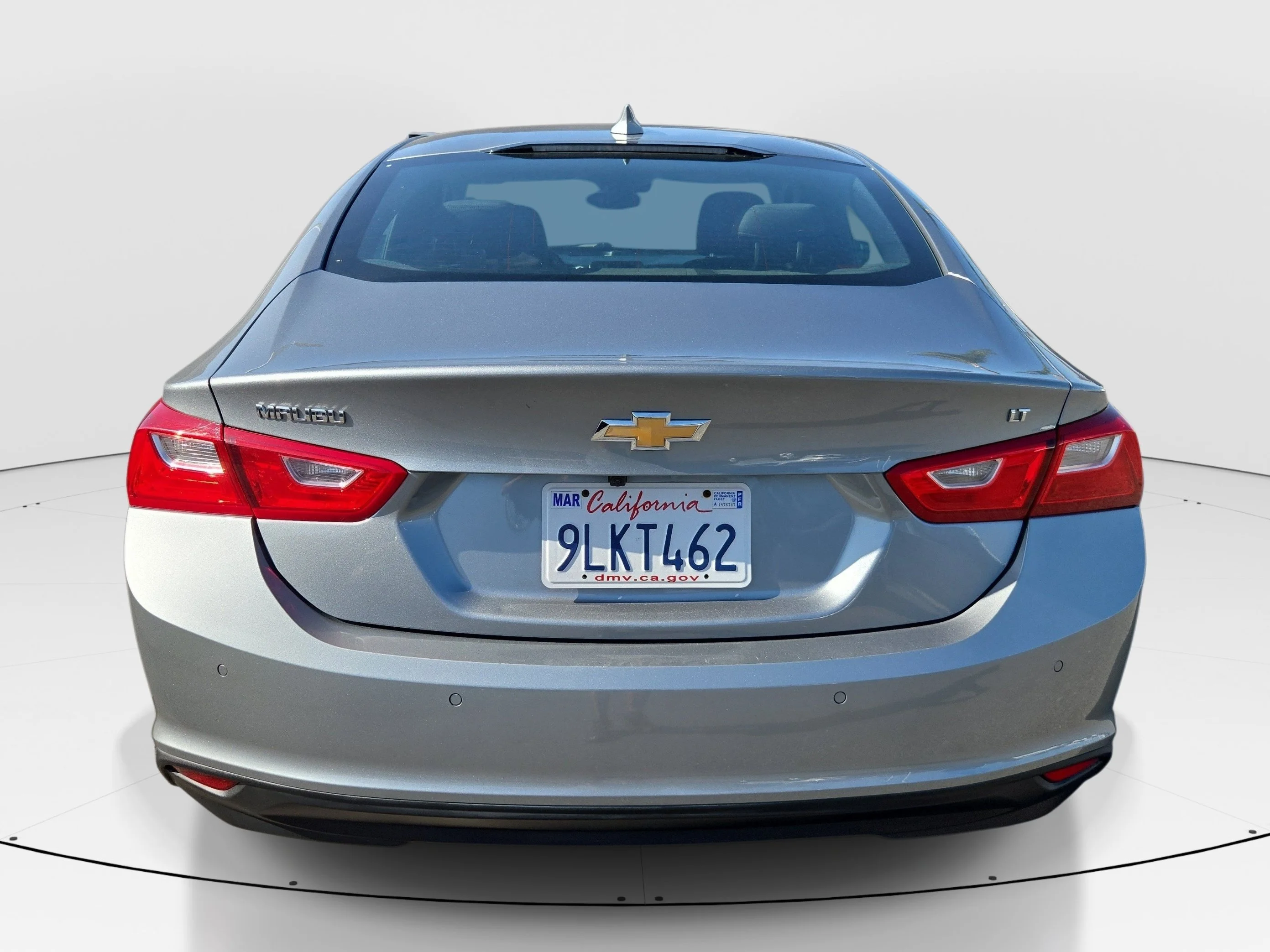 Used 2024 Gray Chevrolet LT image 4