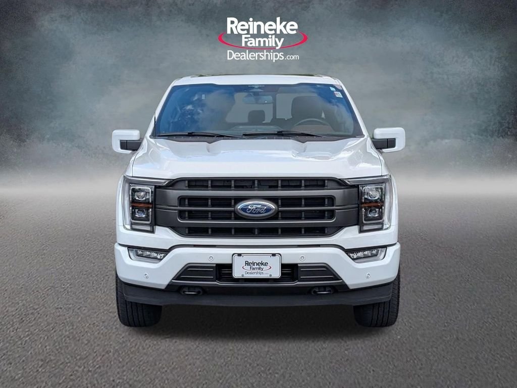 Used 2023  Ford Lariat image 2