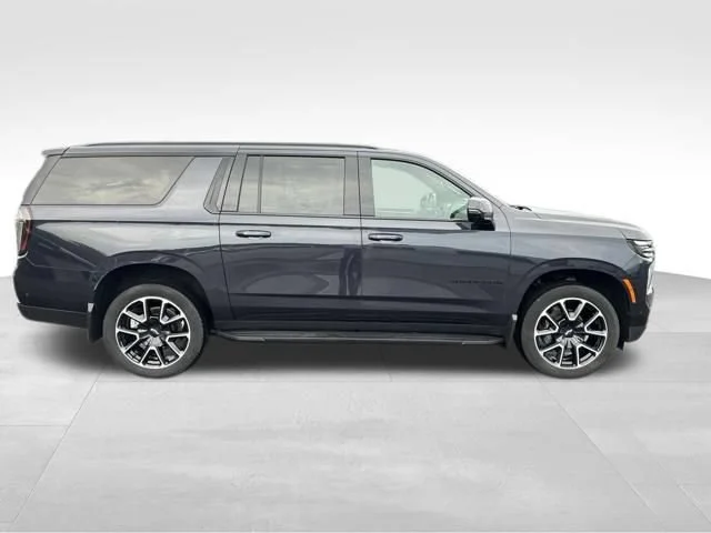 Used 2025 Dark Ash Metallic Chevrolet RST image 7