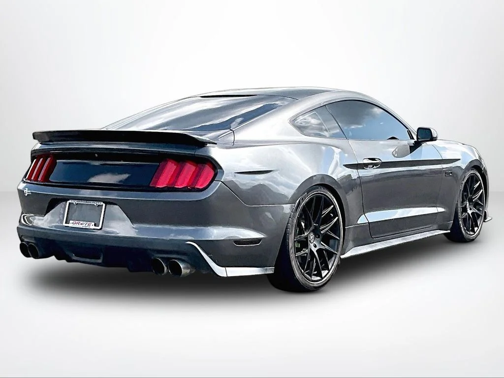 Used 2016 Gray Ford GT image 2