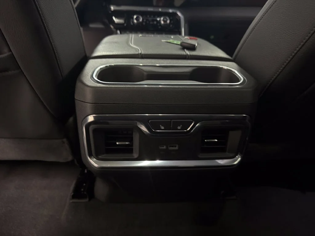 Used 2024 White GMC Denali image 14