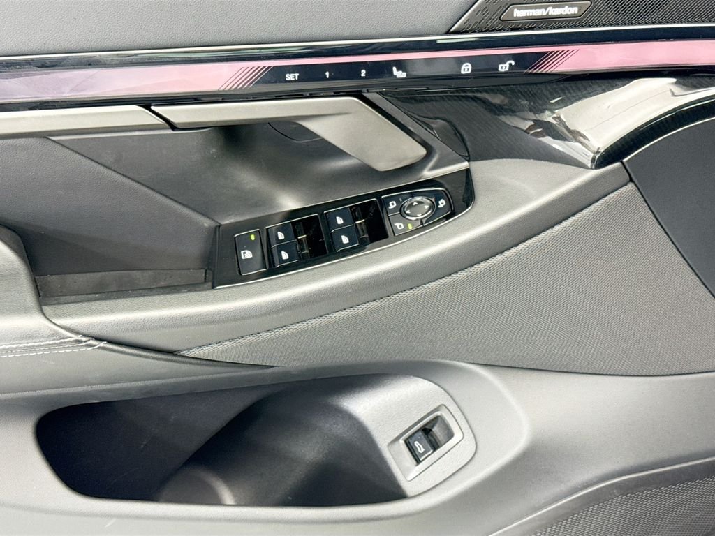 2026 BMW i5 40 - Photo 22