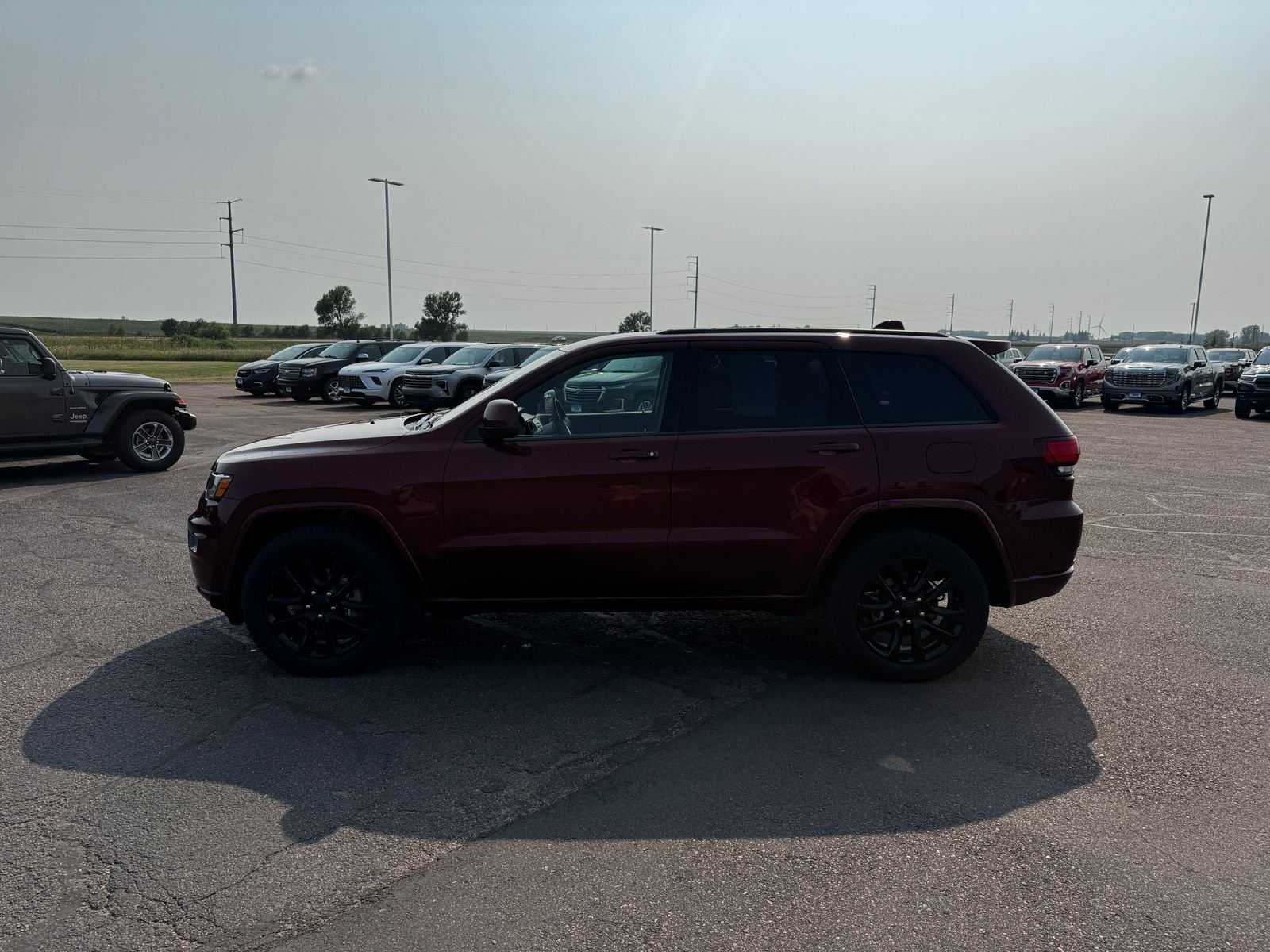 Used 2020 Velvet JEEP Altitude image 7