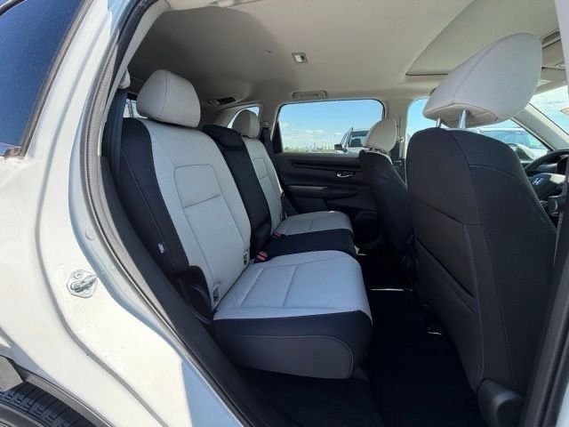 Used 2023 White Honda EX image 15
