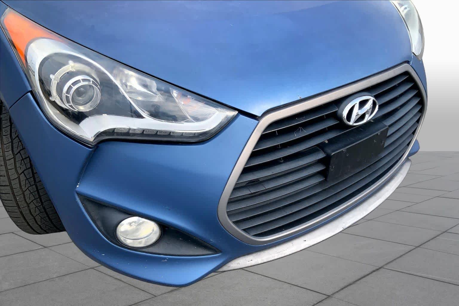 Used 2016 Matte Blue Hyundai Turbo Rally Edition image 28