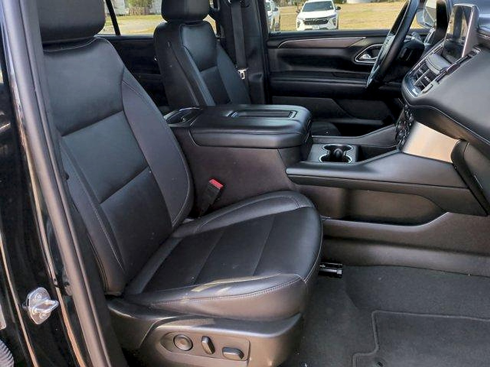 2024 Chevrolet Tahoe LT - Photo 28